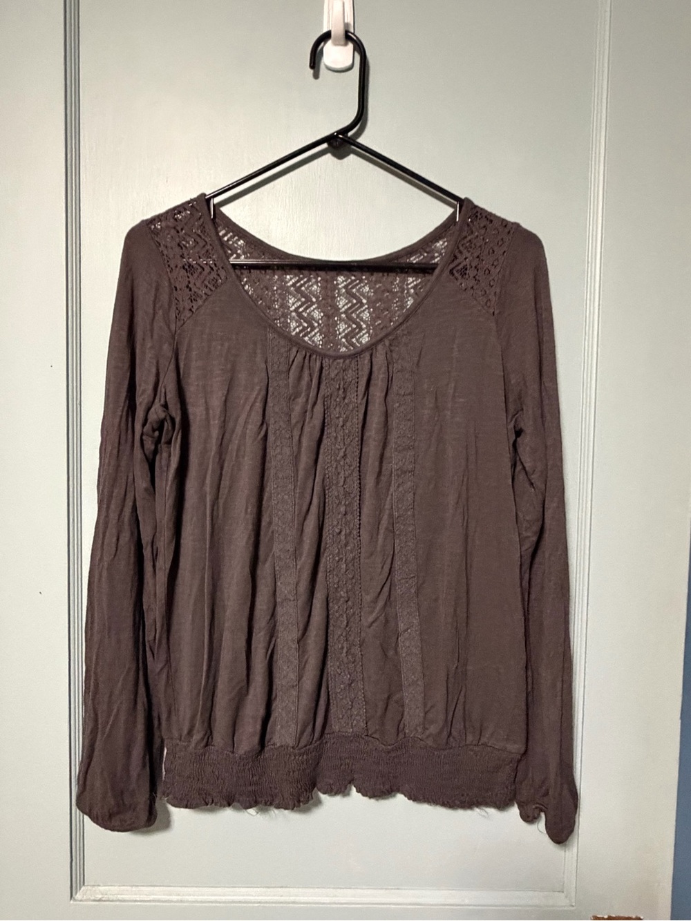 Women's Brown Long-Sleeve Lace-Detail Top